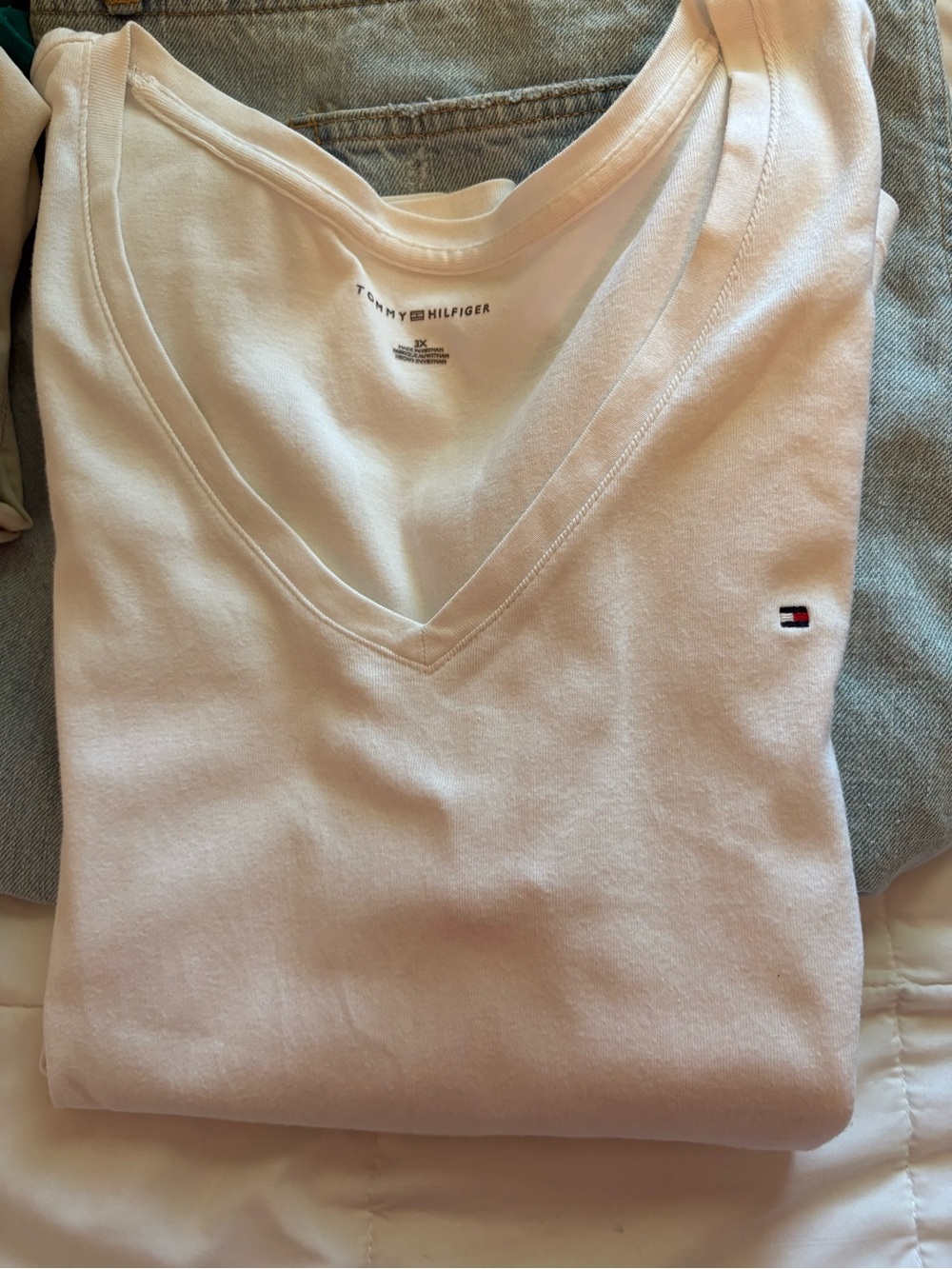 Plus Size Tommy Hilfiger White V-Neck Top 3XL